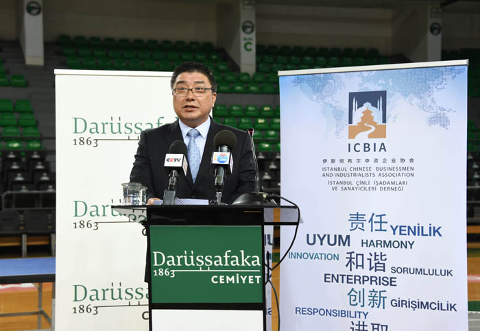 歐亞區域總部副總經理董俊濤在捐贈儀式上發表感言.jpg